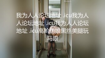 很火的家庭摄像头，美艳少妇和儿子睡觉，弟弟睡着哥哥看妈妈玩手机，要妈妈亲亲才肯睡，手有意无意放大腿逼逼里，6啊！