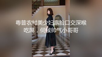 健身房厕所尿尿听到隔壁厕间有奇怪的声音意外偷拍到教练和女学员在里面嘿哟简直就是活春宫