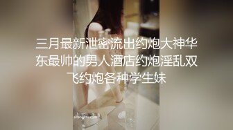 大街上随处可见漂亮妹子不经意间的走光露出尖尖的乳头