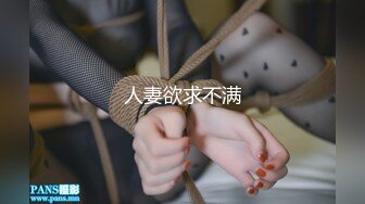 魔手⚫️外购极品CP！夜场破旧女厕真实偸拍，多位时尚美女小姐姐方便，后位先看脸再看双洞，视觉冲击效果一流 (5)