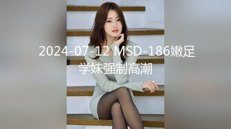 美丽端庄人妻~来吧，展示口活，跪舔鸡巴之下的母狗，口活旋转式 鸡巴被转的好舒服，独门口活！