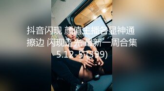 学校女厕全景偷拍多位漂亮学妹各种姿势嘘嘘