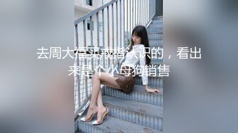 20岁骚逼老婆，下班回来换上性感黑丝，诱惑调戏我操她啪啪~老婆；老公你鬼鬼头好大，好舒服，喜欢我这么爽嘛，啊~受不了拉，要高潮啦！